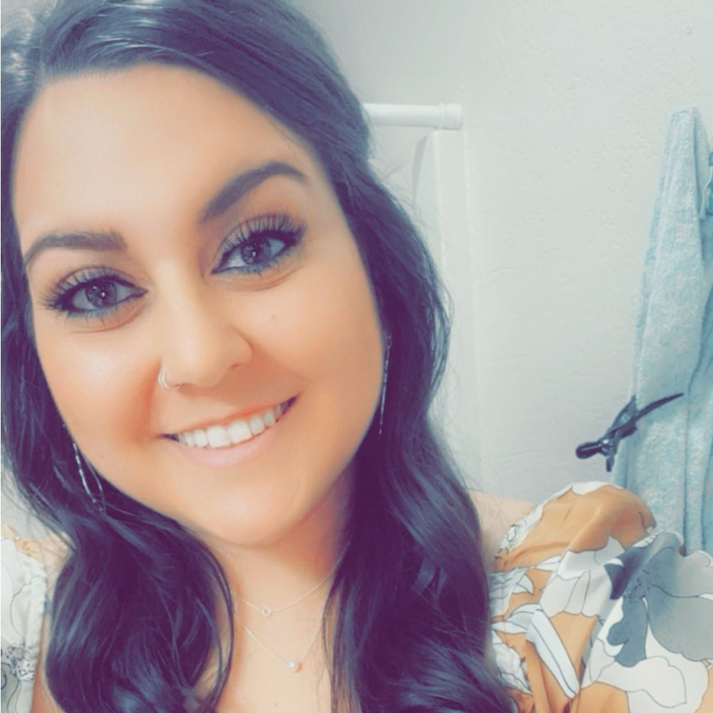 Meet your Posher, Briana